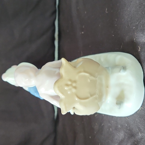 Paul Sebastian Dog Pulling Sled with Girl and boy. - Picture 4 of 8